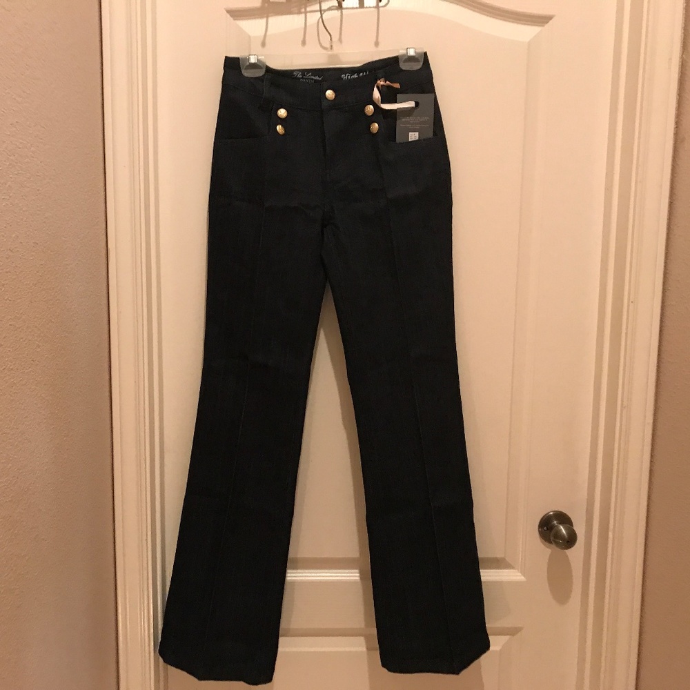 High waisted jeans